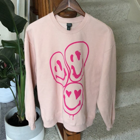 wild fable Sweaters - Wild Fable Oversized Dad Sweatshirt Blush Smiley Face